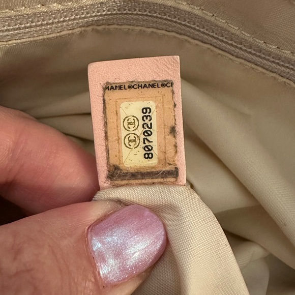 RARE!! Authentic Chanel Travel Ligne Tote with Matching Pouch Included!!! - Picture 14 of 16